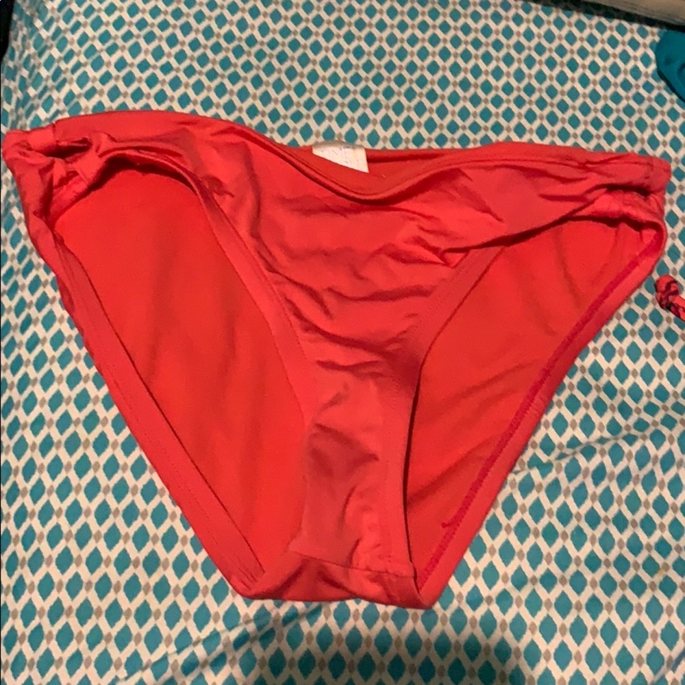 Bathing suit - Picture 2 of 2